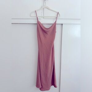 Pretty in pink!! Fake silk super cute